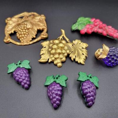 GRAPE BROOCH BUNDLE