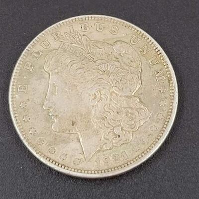 1921 MORGAN SILVER DOLLAR