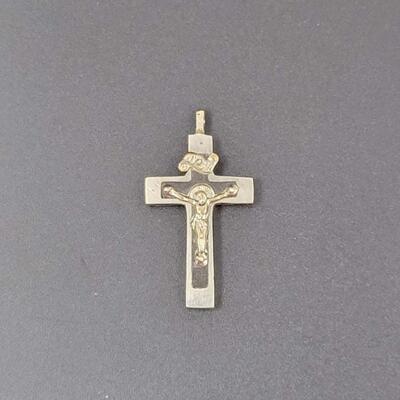 SILVER METAL CRUCIFIX PENDANT - MARKED â€œRMANYâ€