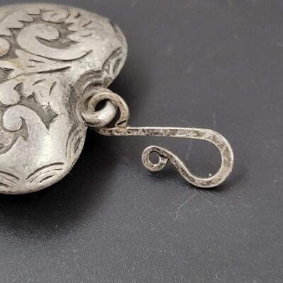 ENGRAVED SILVER METAL HEART PENDANT
