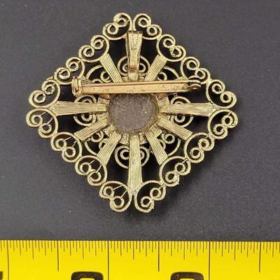 GOLD TONED FILIGREE CAMEO BROOCH