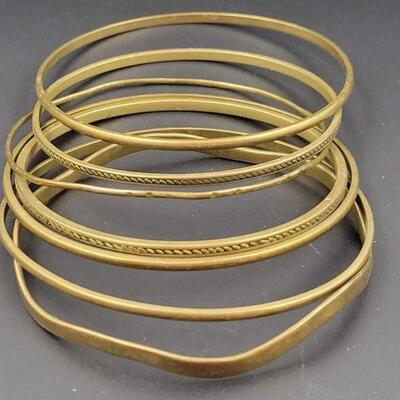 GOLD/BRASS METAL BANGLES SET