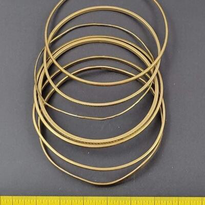 GOLD/BRASS METAL BANGLES SET