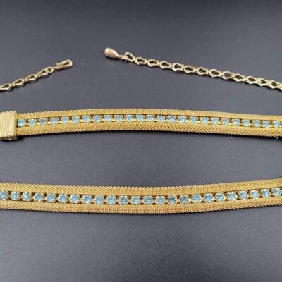 VINTAGE SARAH COVENTRY GOLD TONED MESH & BLUE RHINESTONE NECKLACE, BRACELET, & EARRING SET
