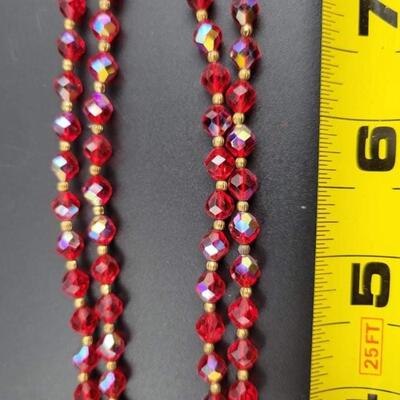 VINTAGE RED BEADED NECKLACE