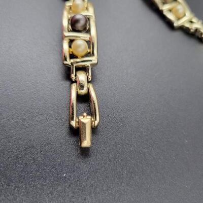 VINTAGE BEADED JEWELRY SET