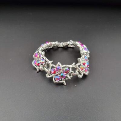 VINTAGE SARAH COVENTRY RHINESTONE BRACELET
