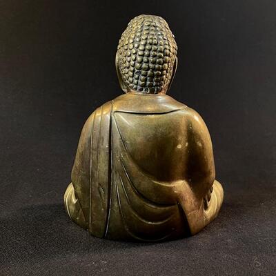A small cast Gilt Bronze Seated Shakyamuni Buddha