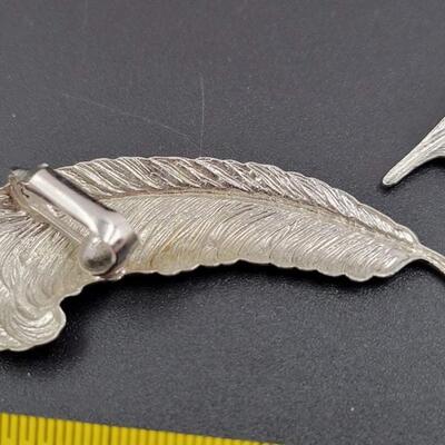 VINTAGE SARAH COVENTRY SILVER METAL FEATHER EARRING & BROOCH SET