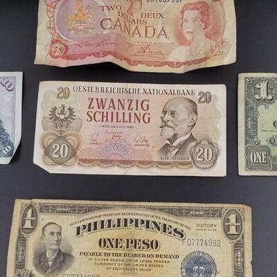 VINTAGE FOREIGN MONEY BUNDLE