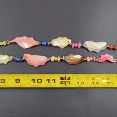 COLORFUL SEASHELL? BEADED NECKLACE