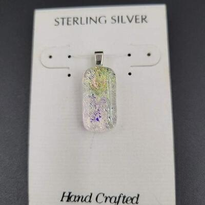 STERLING SILVER & SPARKLING GLASS PENDANT