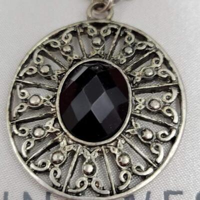 NINE WEST SILVER TONE & BLACK MEDALLION NECKLACE & EARRINGS