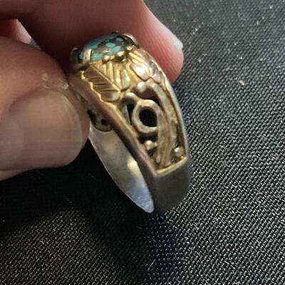 Vintage Silver Navajo Ring Size 7.5 with 2+ carat Turquoise Stone