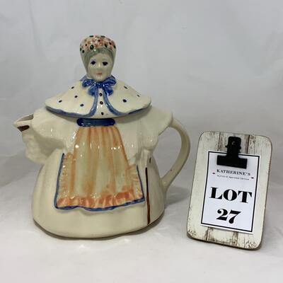 -27- SHAWNEE | 1940s Granny Ann | Tea Pot