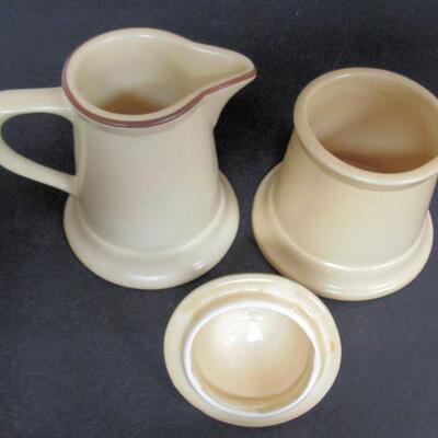 Pfaltzgraff Village Pattern Sugar/Creamer, Salt/Pepper/2 Large Shakers