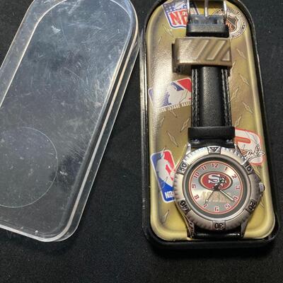 San Francisco 49ers Watch with Case
