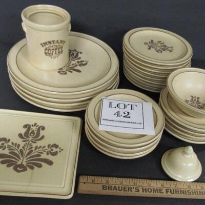 Lot of Pfaltzgraff Village Pieces, Read Description