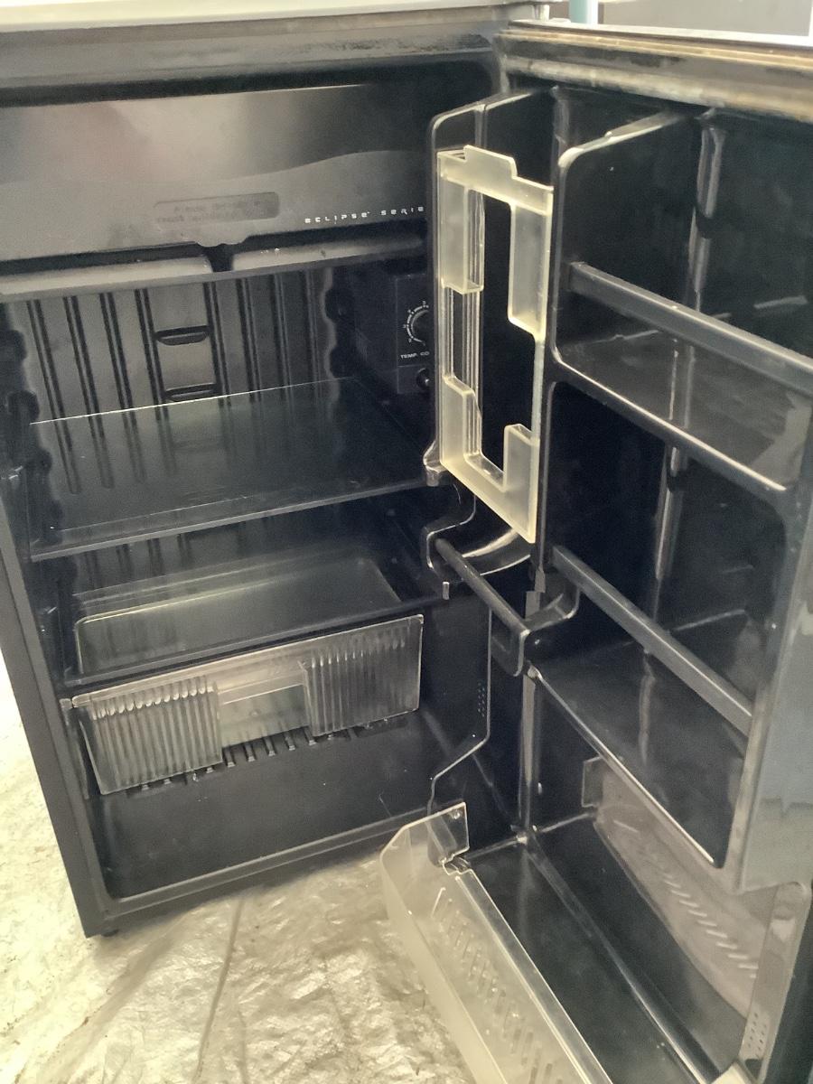T923 SANYO Stainless Steel Mini Refrigerator