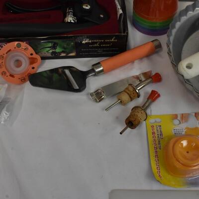 Kitchen Lot Mugs, Pie Trays, Cork Butler Bottle Opener, Cups, Lunchbox, etc