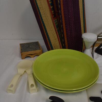 23 pc Kitchen: Chopsticks, Table Runner, Green Plates