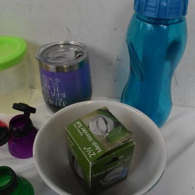 23 pc Kitchen: Chopsticks, Table Runner, Green Plates