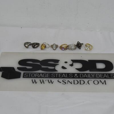 8 Rings Costume Jewelry: Black Stones, Clear, Purple Yellow Stones, etc