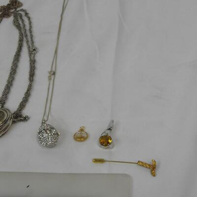 8 pc Costume Jewelry: Necklaces: Magnifying Glass, Lockets, Pendants