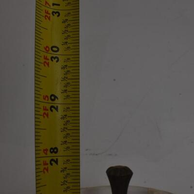 28in Table lamp w/ shade: pineapple style?, gray with gold trim