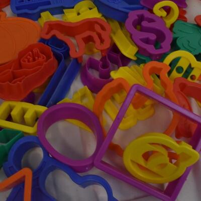25+ pcs plastic Cookie Cutter lot: Holidays,  transportation, sports, dinosaurs