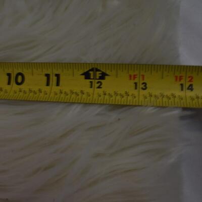 Faux fur lot: 4 pcs, white w/ silver, off white  black/grey