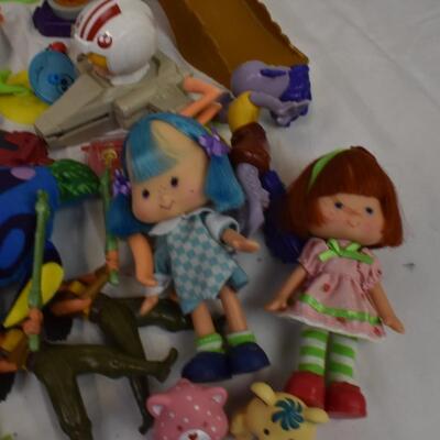 Toy lot 20+pcs: Thomas the Tank Engine-Percy, Space jam figurines, glasses, cars