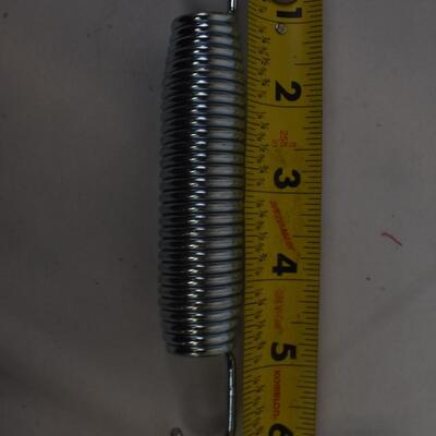 Trampoline NEW 6 inch springs & spring puller: 57 springs total