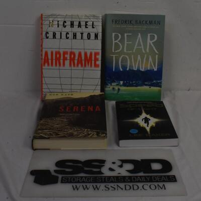 4 Book lot: Michael Crichton's Airframe-Speed of Light, 1 book, autographed