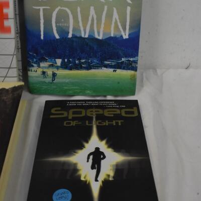 4 Book lot: Michael Crichton's Airframe-Speed of Light, 1 book, autographed