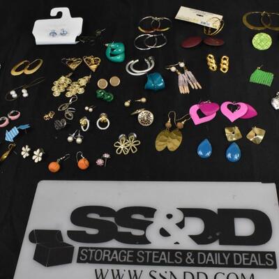 50+ Plus Pairs, Mixed Earring Lot, Assorted Colors and Styles, Good Condition Costume Jewelry
