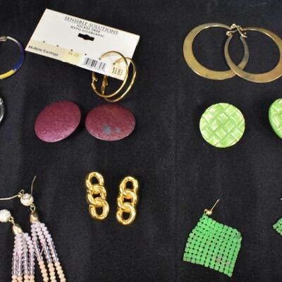 50+ Plus Pairs, Mixed Earring Lot, Assorted Colors and Styles, Good Condition Costume Jewelry