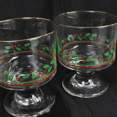 10 Winter Themed Wine Glasses: 8 Snowy Forest Scene, 2 Mistletoe, Gold Rims