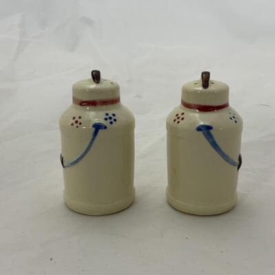 -53- SHAWNEE | 1940s Milk Can | Salt and Pepper Shakers