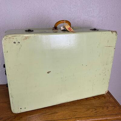 #3 Adorable Vintage Green SLC Suitcase