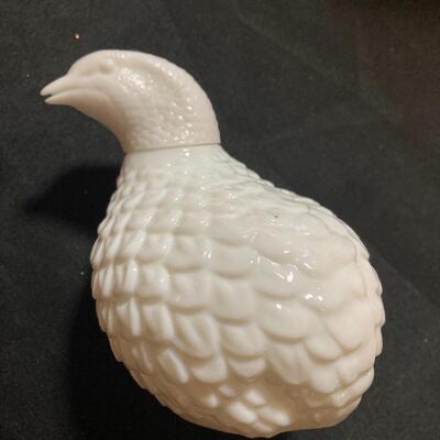 Avon Milk Glass Partridge Perfume Bottle 4.25â€ empty