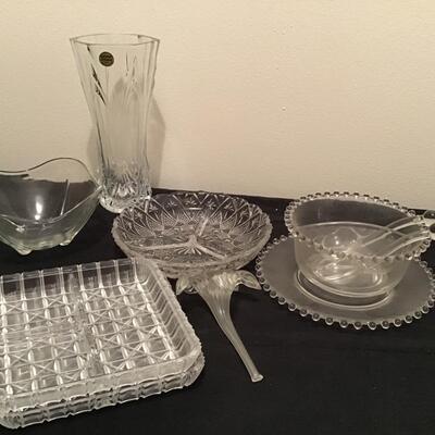 200 - Glassware Lot
