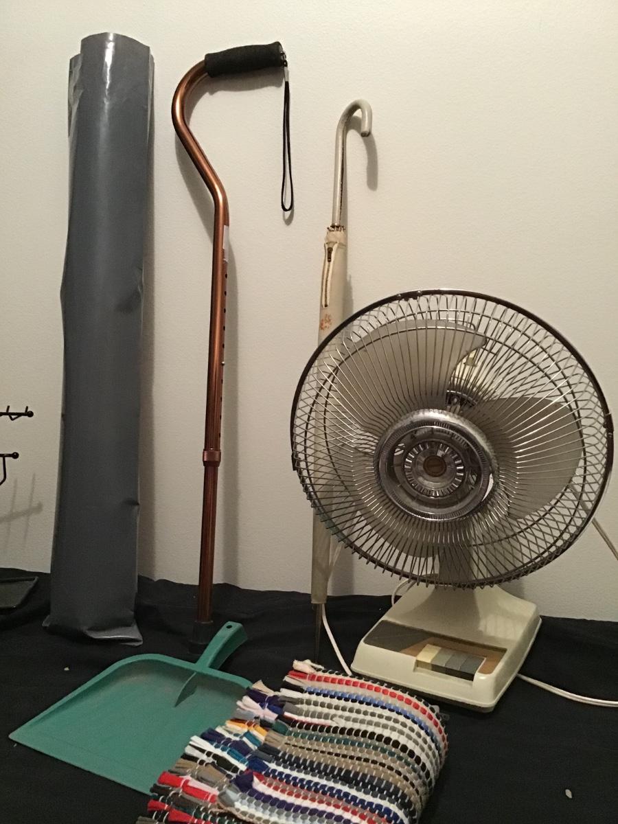 206 Fan, Rug, Cane, Umbrella, Puzzle Keeper