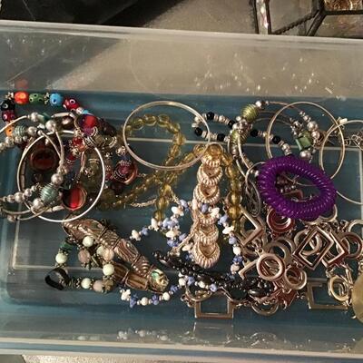 216 - Assorted Jewelry