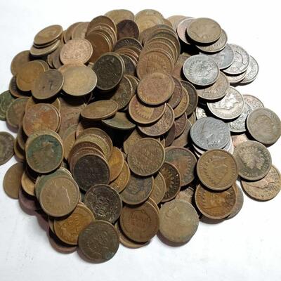 Estate Collection of 100 Old Indian Head Pennies Coins 1800s to Early 1900s Dates