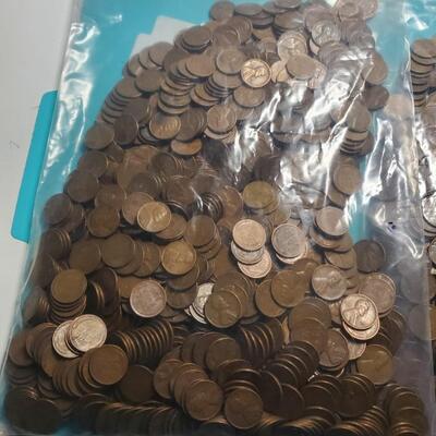Estate Collection of 500 Unsearched Wheat Cents Pennies Lots of Early Dates