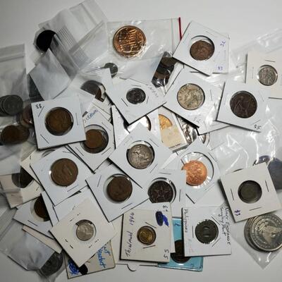 Estate Collection of 100 Foreign Coins Various Countries