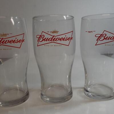 3 Budweiser pint Beer Glasses