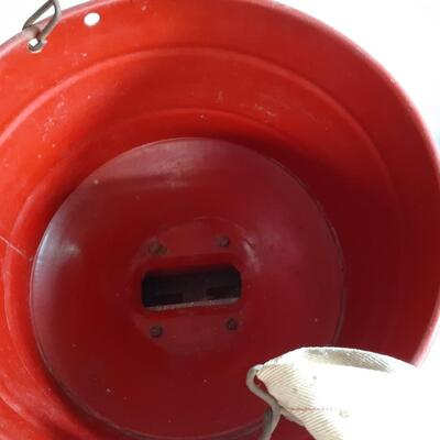 Cyclone Seed Spreader