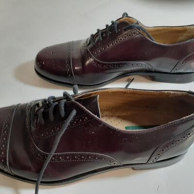 Bass size 9ee dress shoes